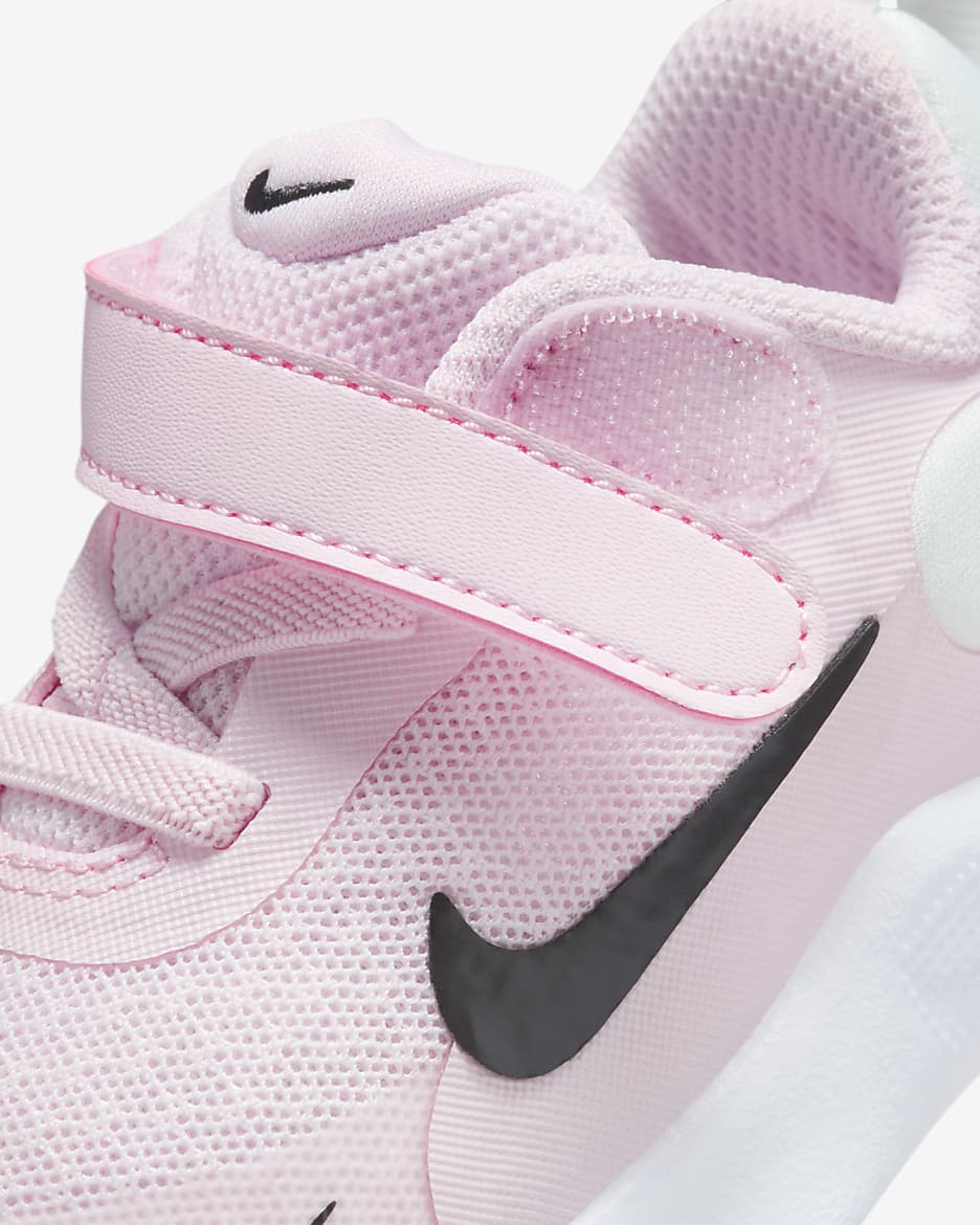 Nike revolution 4 kids pink best sale